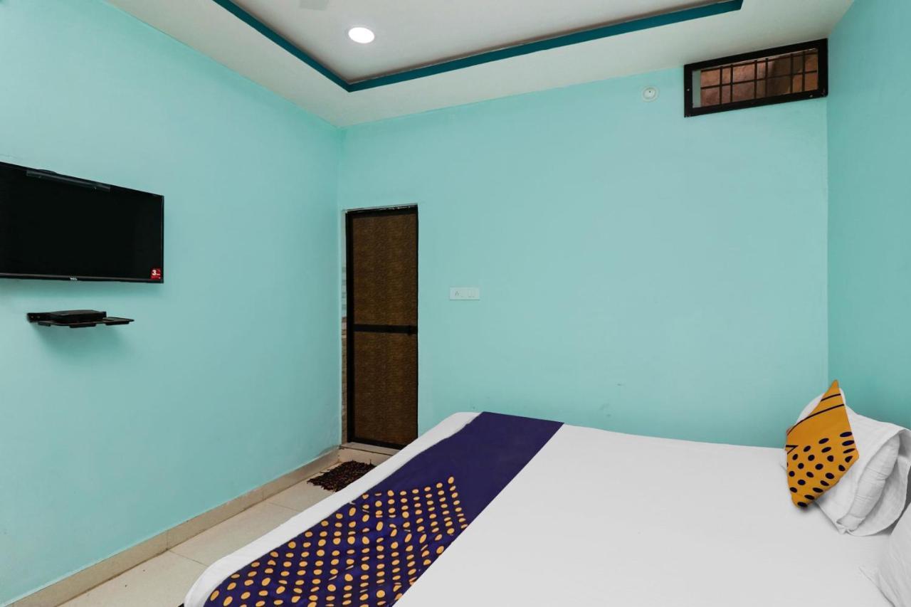 Spot On 37040 Hotel Ayushman Palace Bilāspur Exterior foto